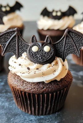 Vegan Oreo Bat Cupcakes