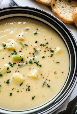 Slow Cooker Potato Leek Soup Recipe